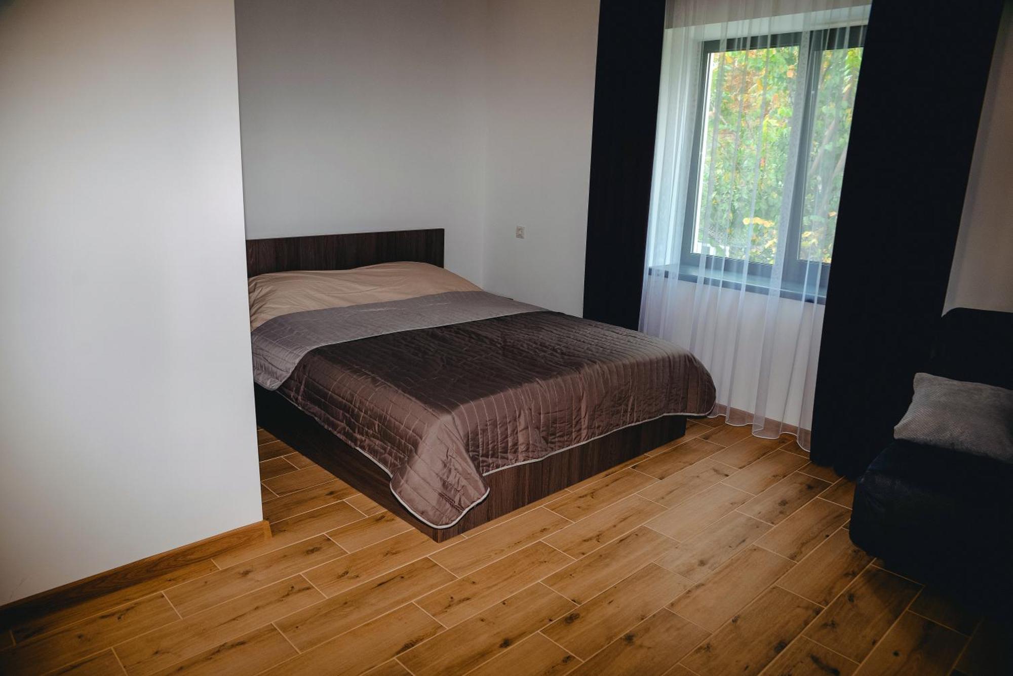 Four Rooms Apartments Черкаси Екстериор снимка
